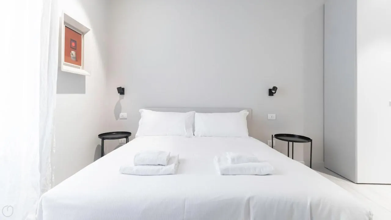 Italianway - Pontida 4 Bilo Apartman Milánó
