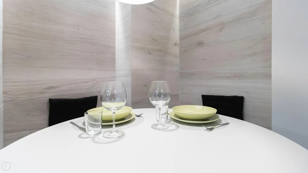 Italianway - Pontida 4 Bilo Apartman Milánó
